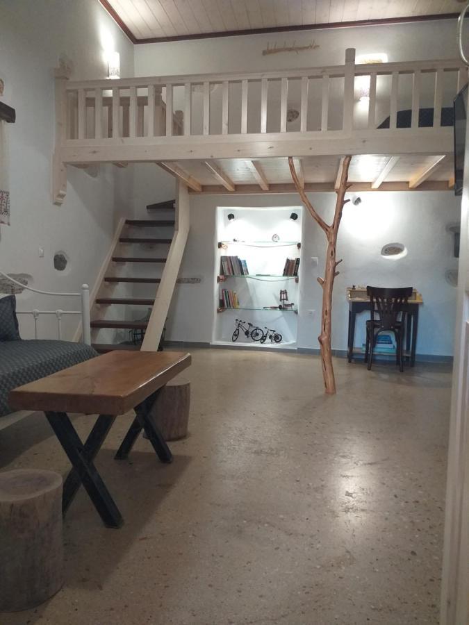 Imellos Aperathos Екстер'єр фото